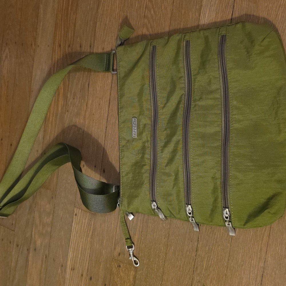 Baggallini Olive Green 4-Zip Messenger Bag/ Travel Crossbody -Nylon